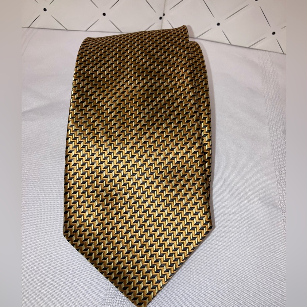 Tie
